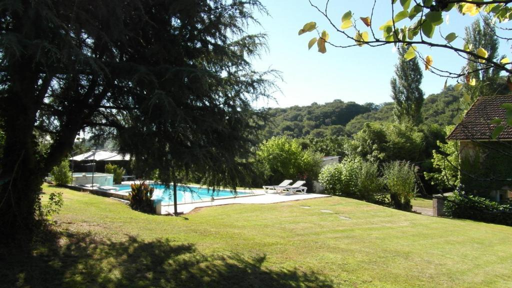 Chambres D'Hotes Domaine De Compostelle Casteide-Candau Buitenkant foto