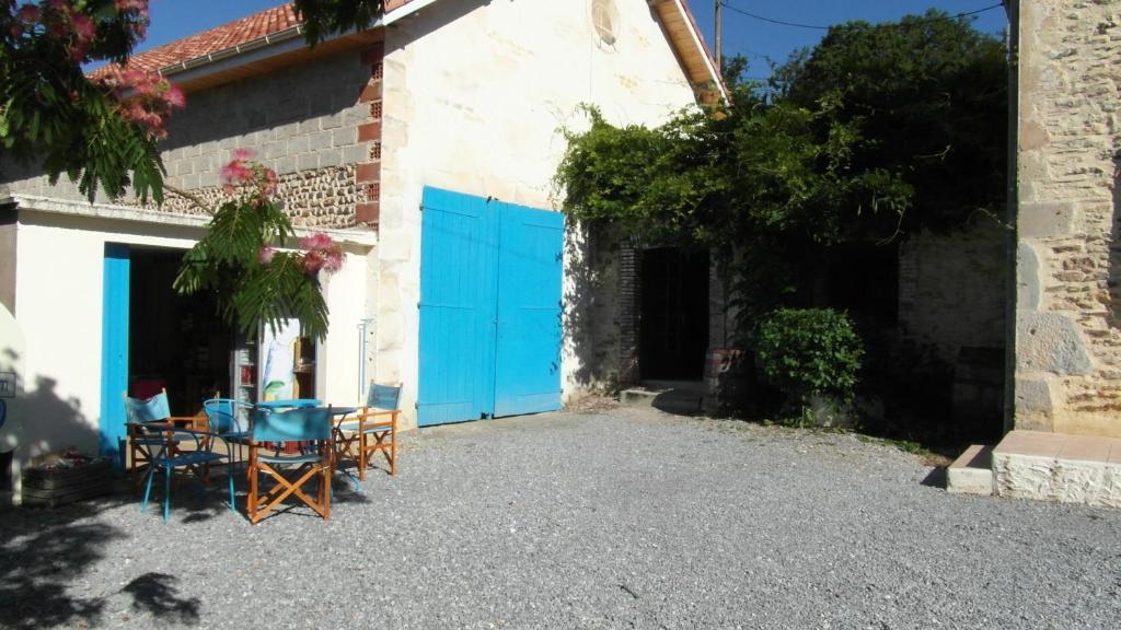 Chambres D'Hotes Domaine De Compostelle Casteide-Candau Buitenkant foto