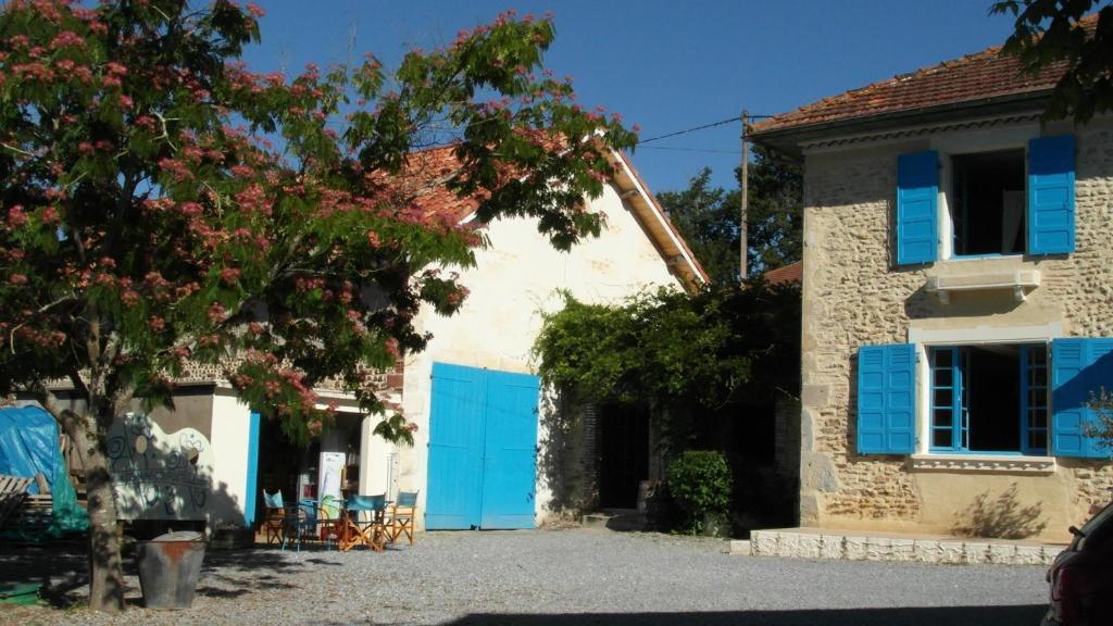 Chambres D'Hotes Domaine De Compostelle Casteide-Candau Buitenkant foto