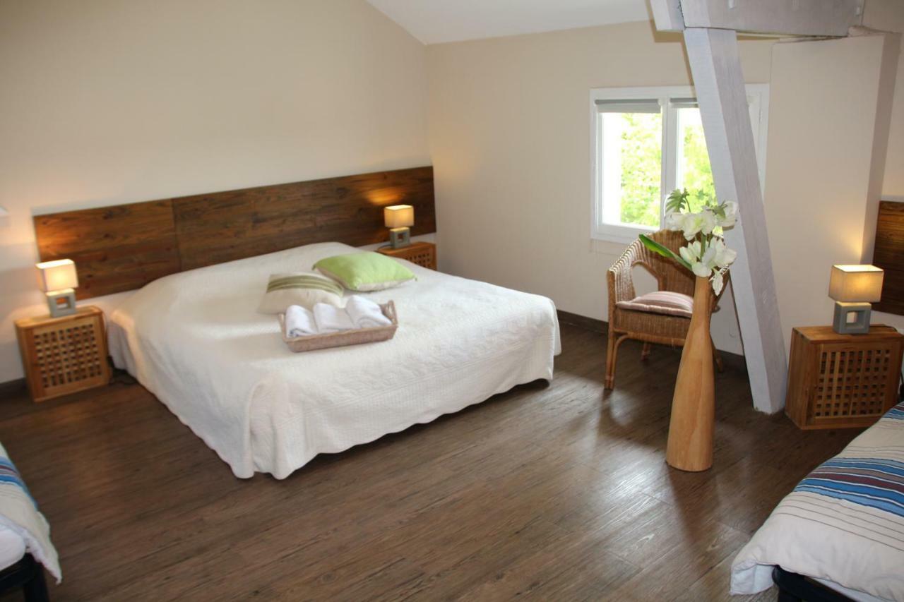 Chambres D'Hotes Domaine De Compostelle Casteide-Candau Buitenkant foto