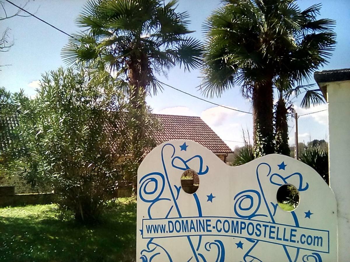 Chambres D'Hotes Domaine De Compostelle Casteide-Candau Buitenkant foto